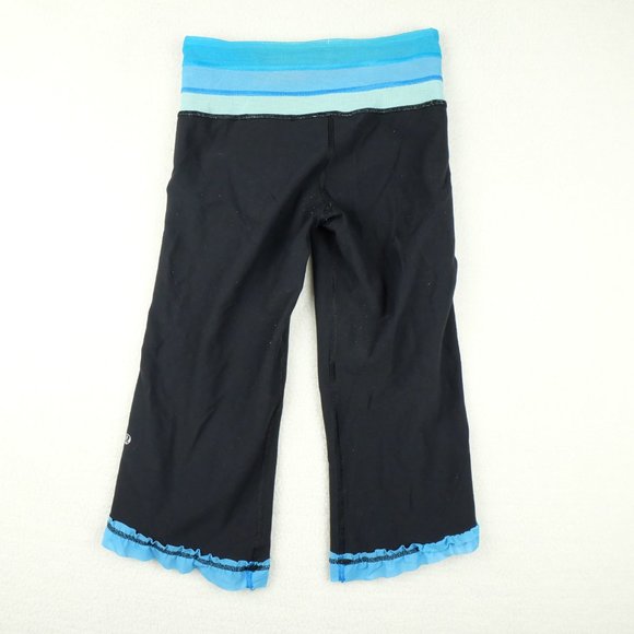 Lululemon Womens Yoga Pants 4 Black Blue Capri Ruffle Athletic Athleisure Casual - Picture 4 of 10
